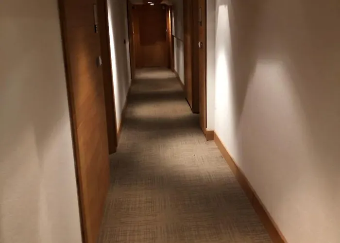 101 - Vucko Private Host 4*